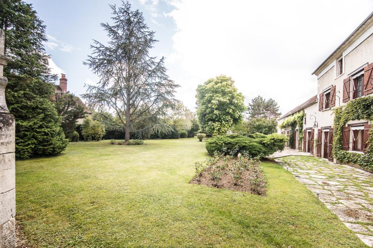 Entre Canal Et Vignes Bed & Breakfast Escolives-Sainte-Camille Dış mekan fotoğraf