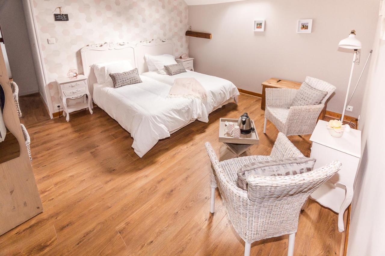 Entre Canal Et Vignes Bed & Breakfast Escolives-Sainte-Camille Dış mekan fotoğraf