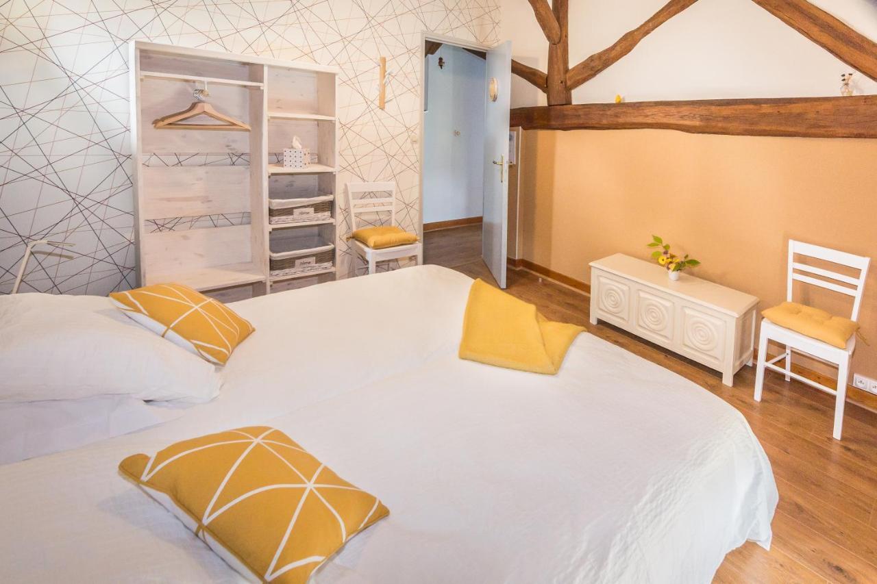 Entre Canal Et Vignes Bed & Breakfast Escolives-Sainte-Camille Dış mekan fotoğraf
